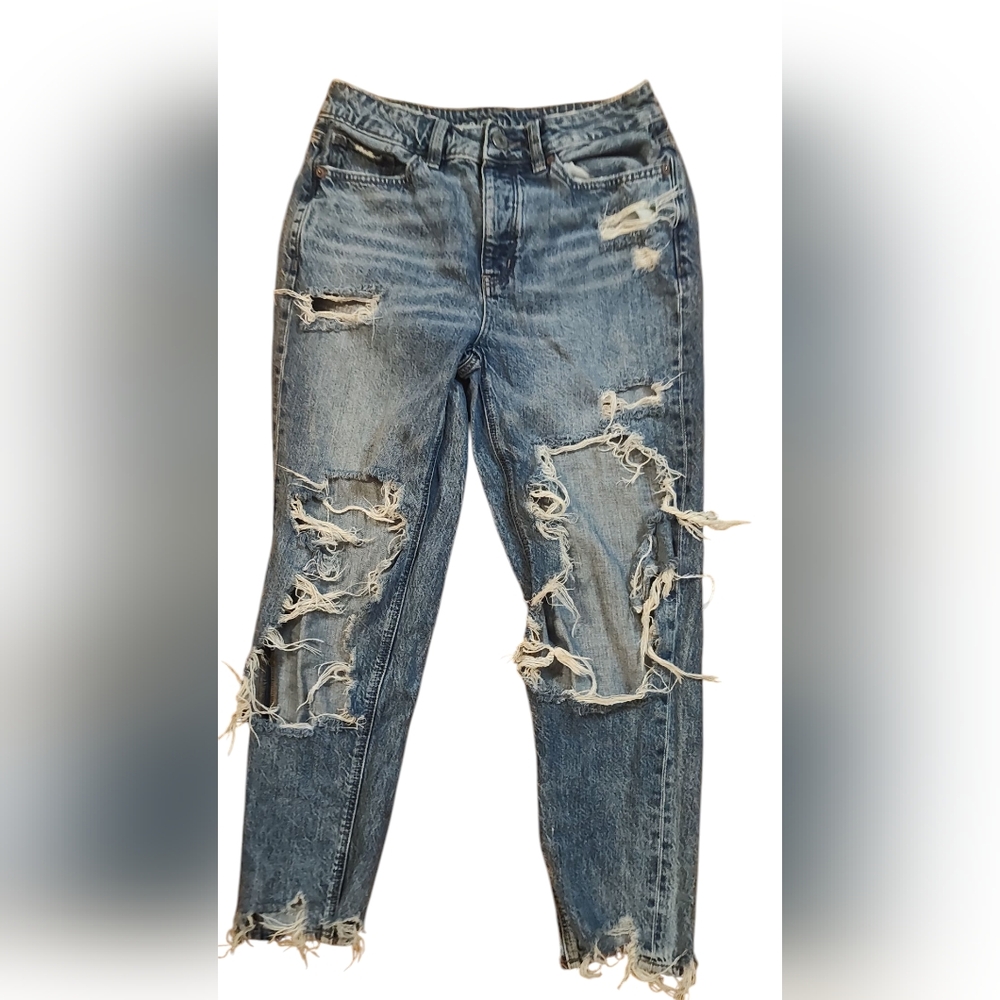 American Eagle Thrashed Tomgirl Shredded Denim Blue Jeans Edgy Size 2 Short